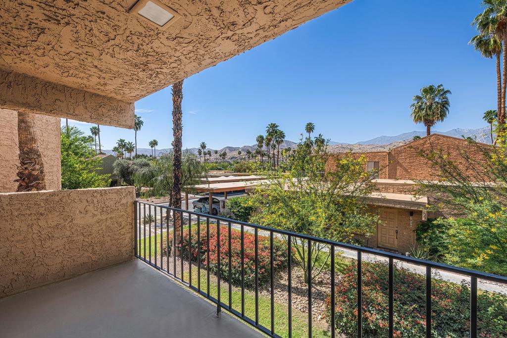 5834 Los Coyotes Drive, Palm Springs, CA 92264 — photo 1