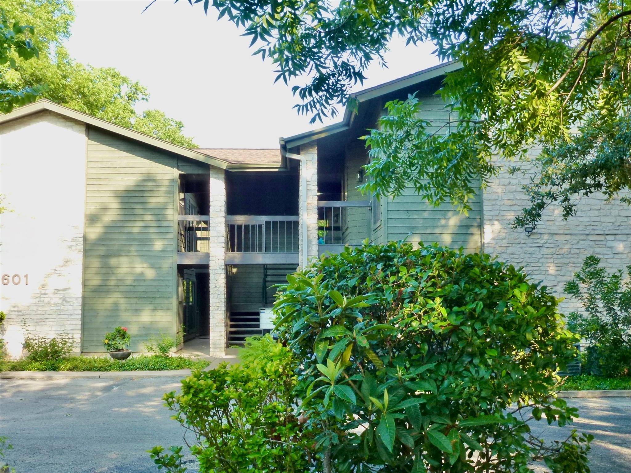 601 Hearn, Austin, TX 78703 — photo 1