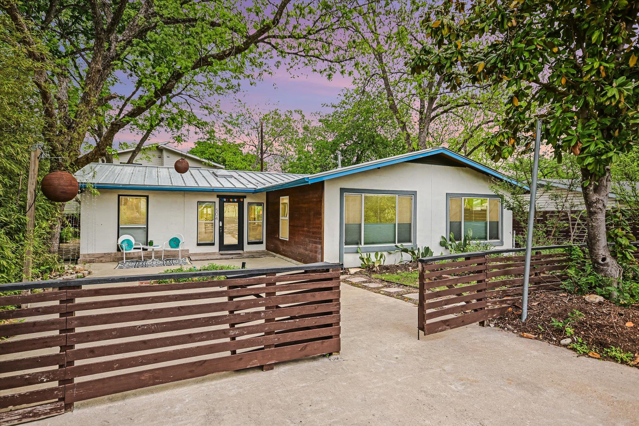 504 Powell, Austin, TX 78704 — photo 1