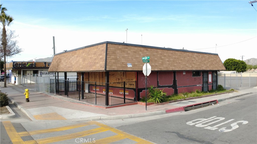 5563 Mission, Jurupa Valley, CA 92509 — photo 1