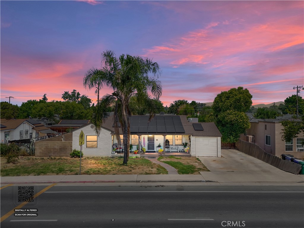 354 W Morton Ave, Porterville, CA 93257 — photo 1