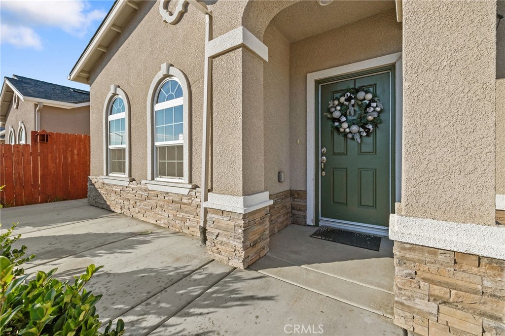 1237 E Orange Street, Avenal, CA 93204 — photo 1