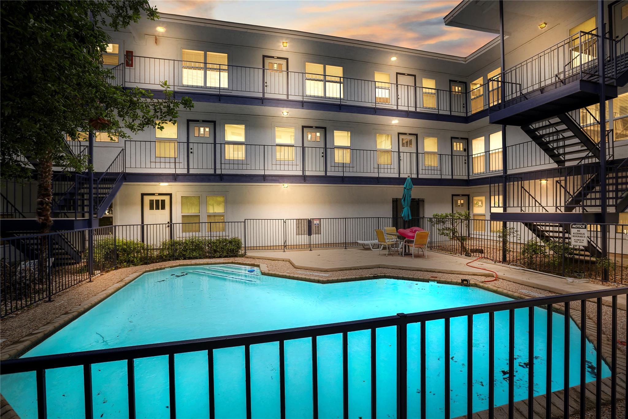 923 E 41st St  #102, Austin, TX 78751 — photo 1