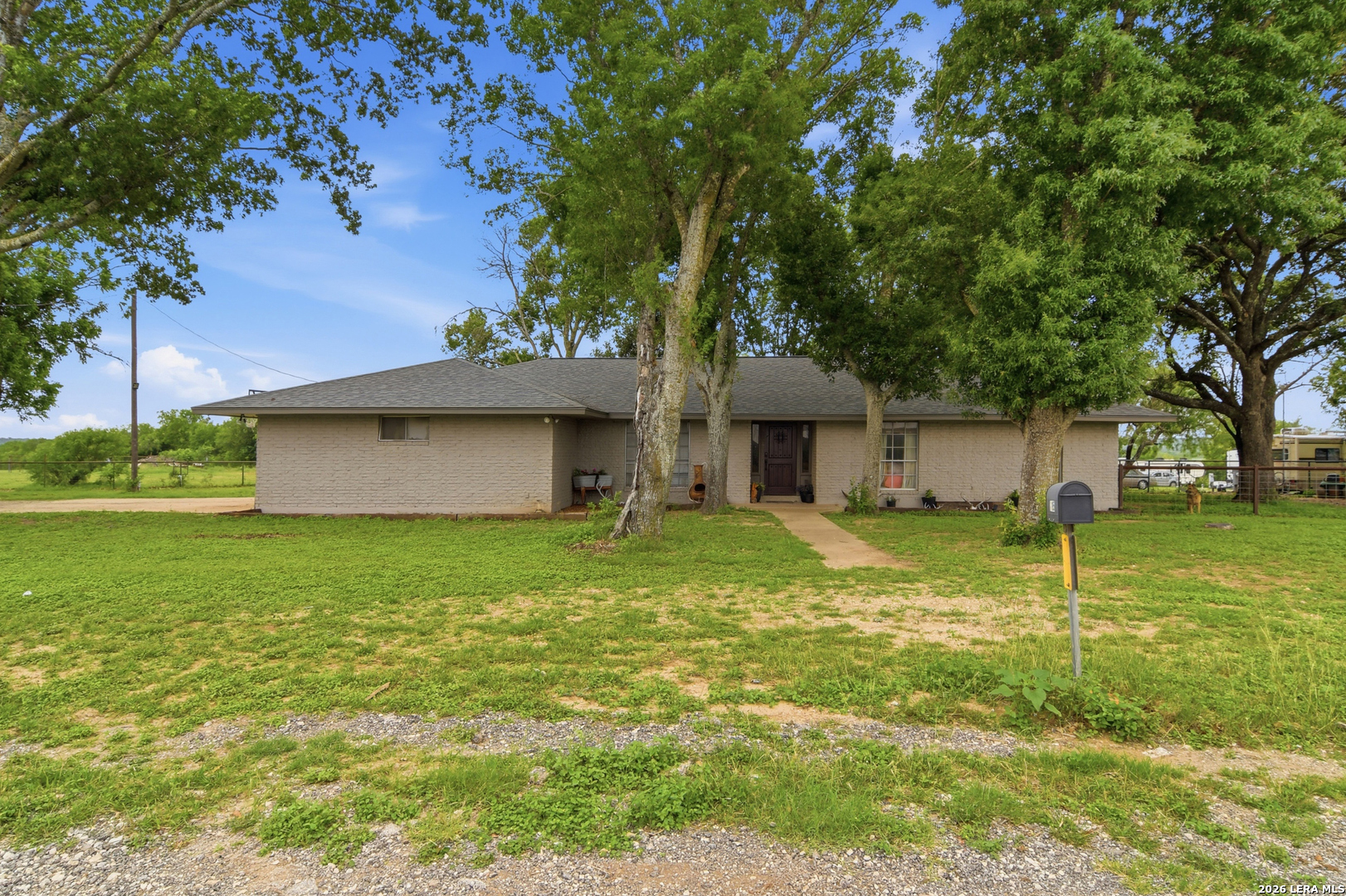 1195 Fm 471 N, Castroville, TX 78009 — photo 1