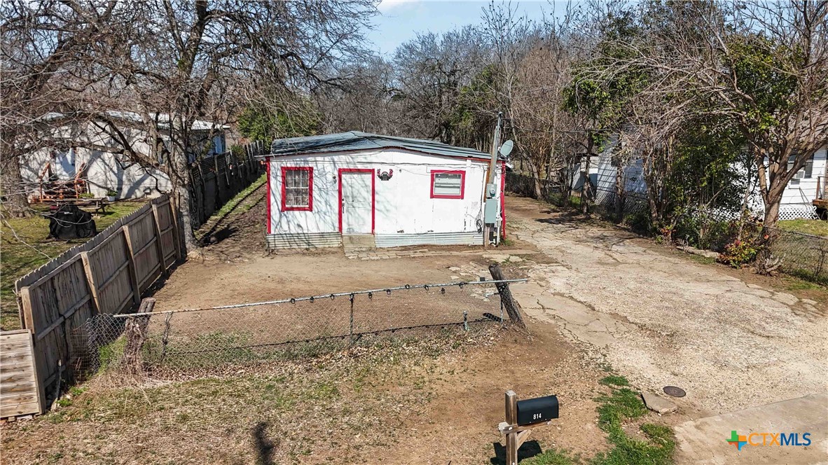 814 Alabama Street, San Marcos, TX 78666 — photo 1