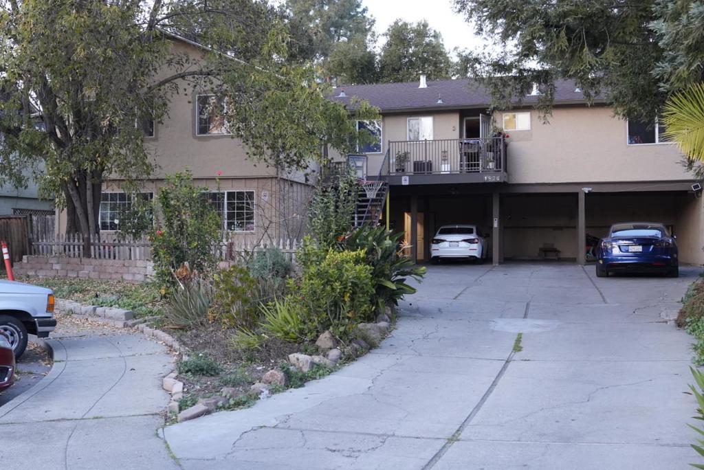 1826 Higdon Avenue, Mountain View, CA 94041 — photo 1