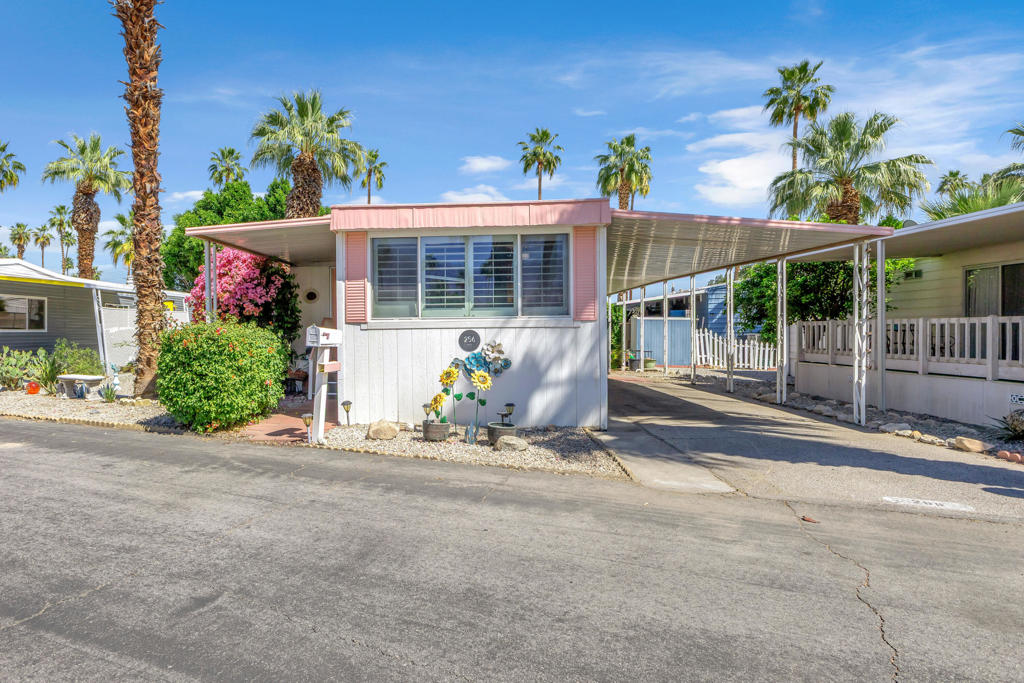 256 Wolf, Cathedral City, CA 92234 — photo 1