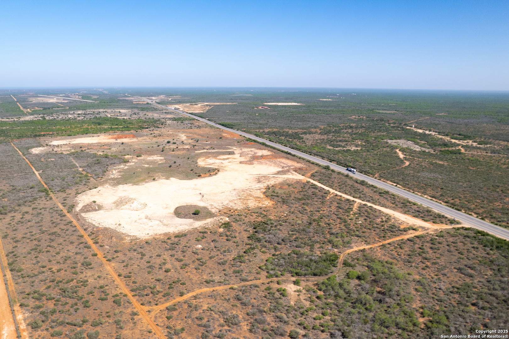 000 US HWY 83 N, Laredo, TX 78045 — photo 1