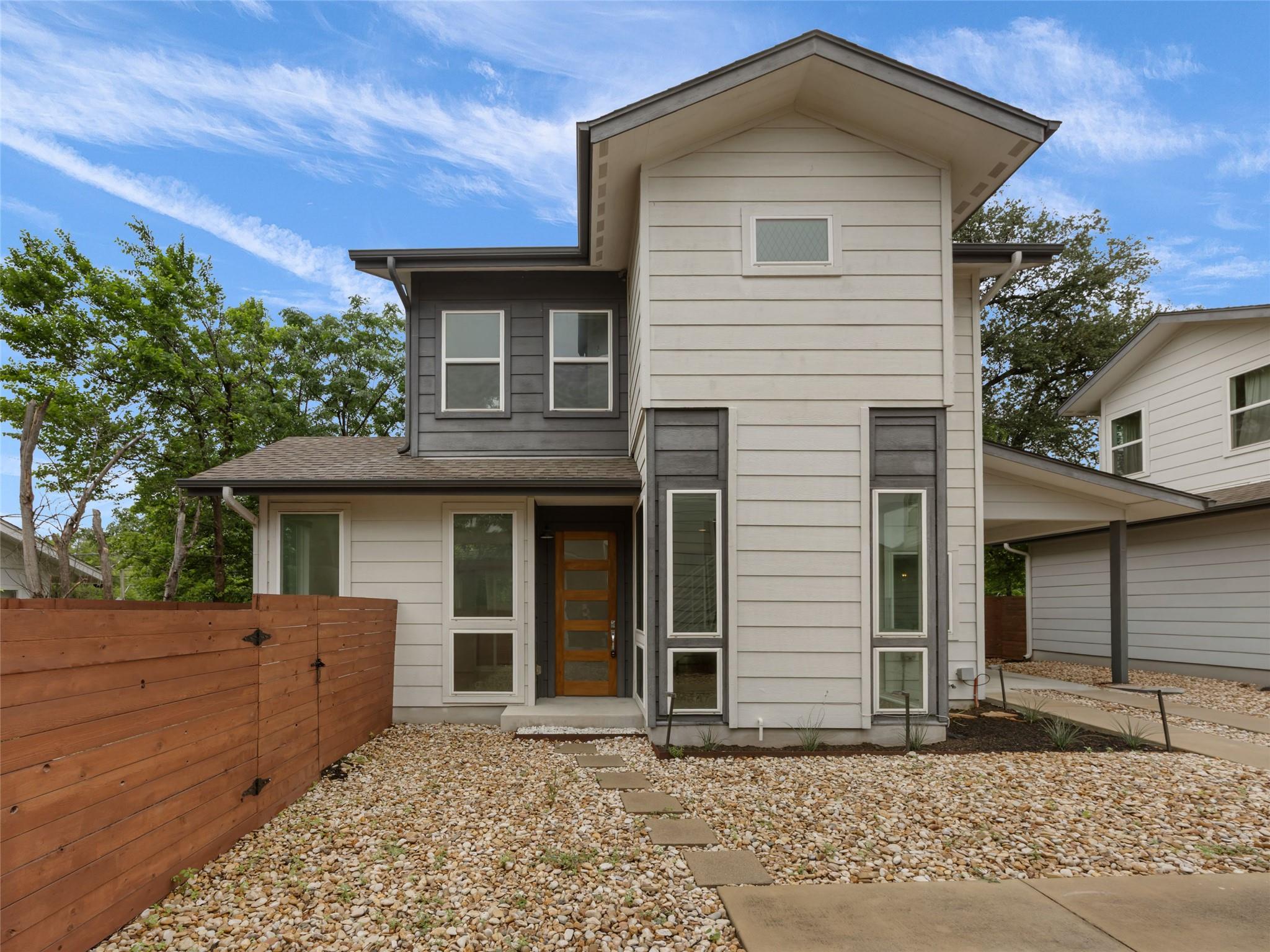 513 Croslin, Austin, TX 78752 — photo 1