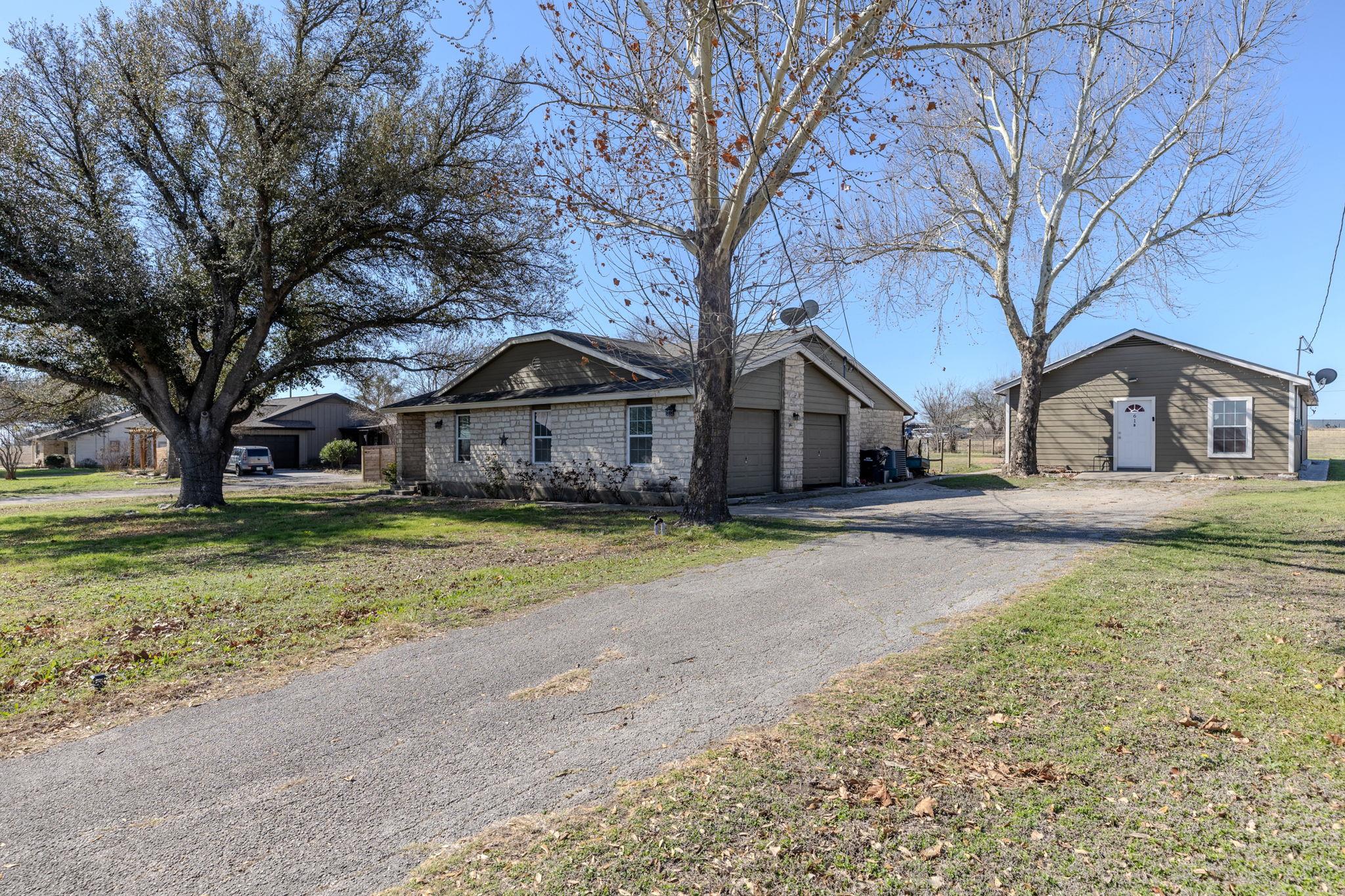 61 Family-A, Hutto, TX 78634 — photo 1