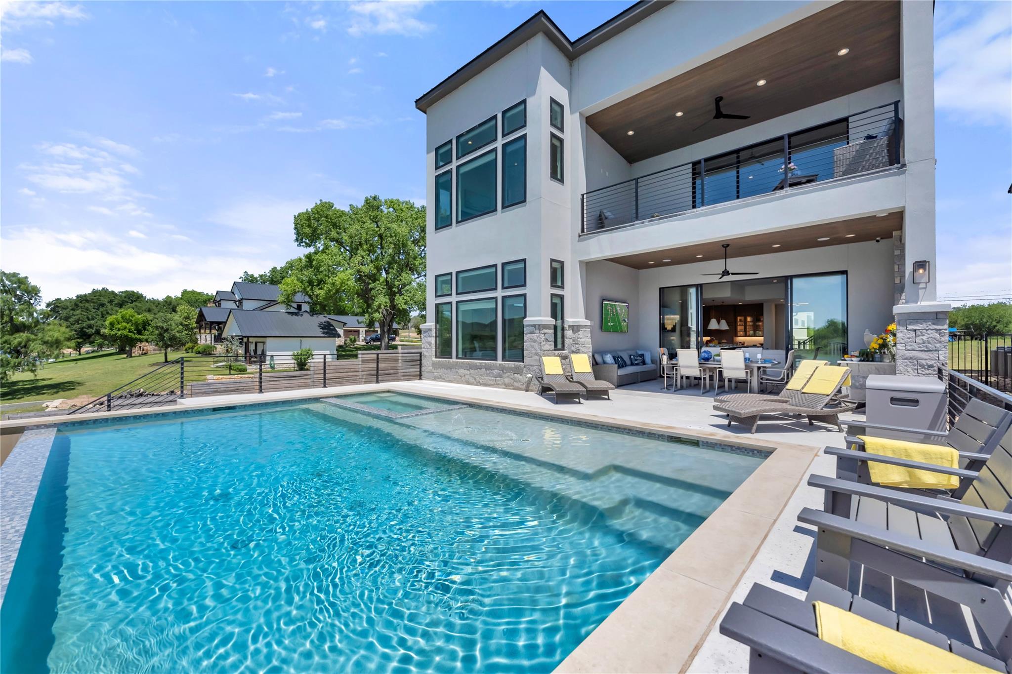 3208 River Oaks, Kingsland, TX 78639 — photo 1