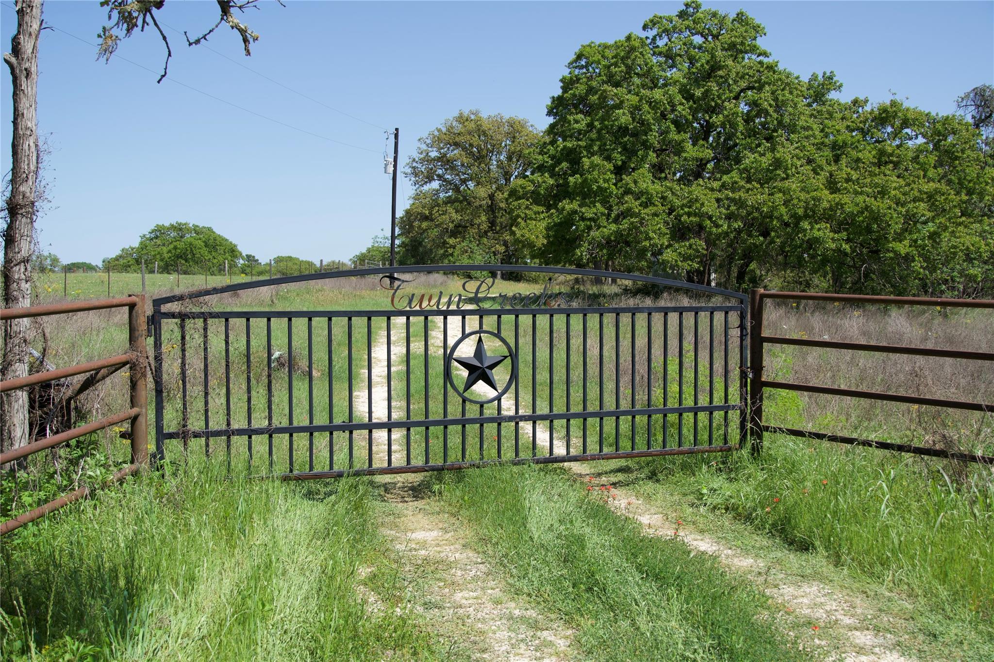 1035 Old Sayers, Elgin, TX 78621 — photo 1