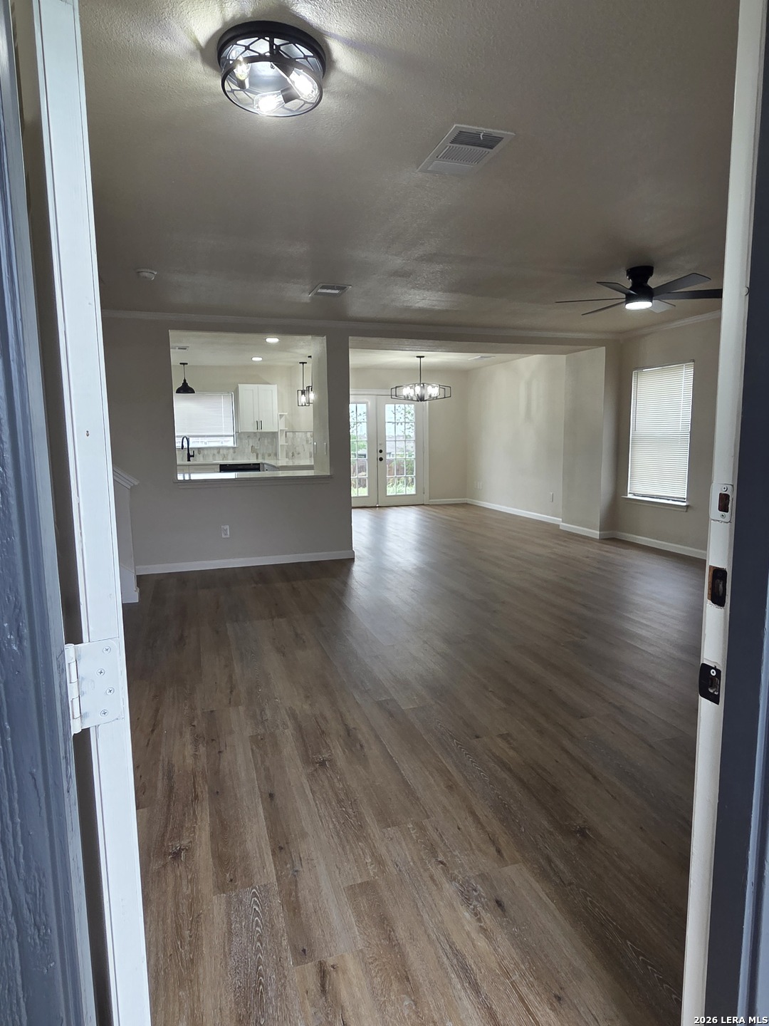 8002 CHESTNUT CAPE DR, , 78109 — photo 1