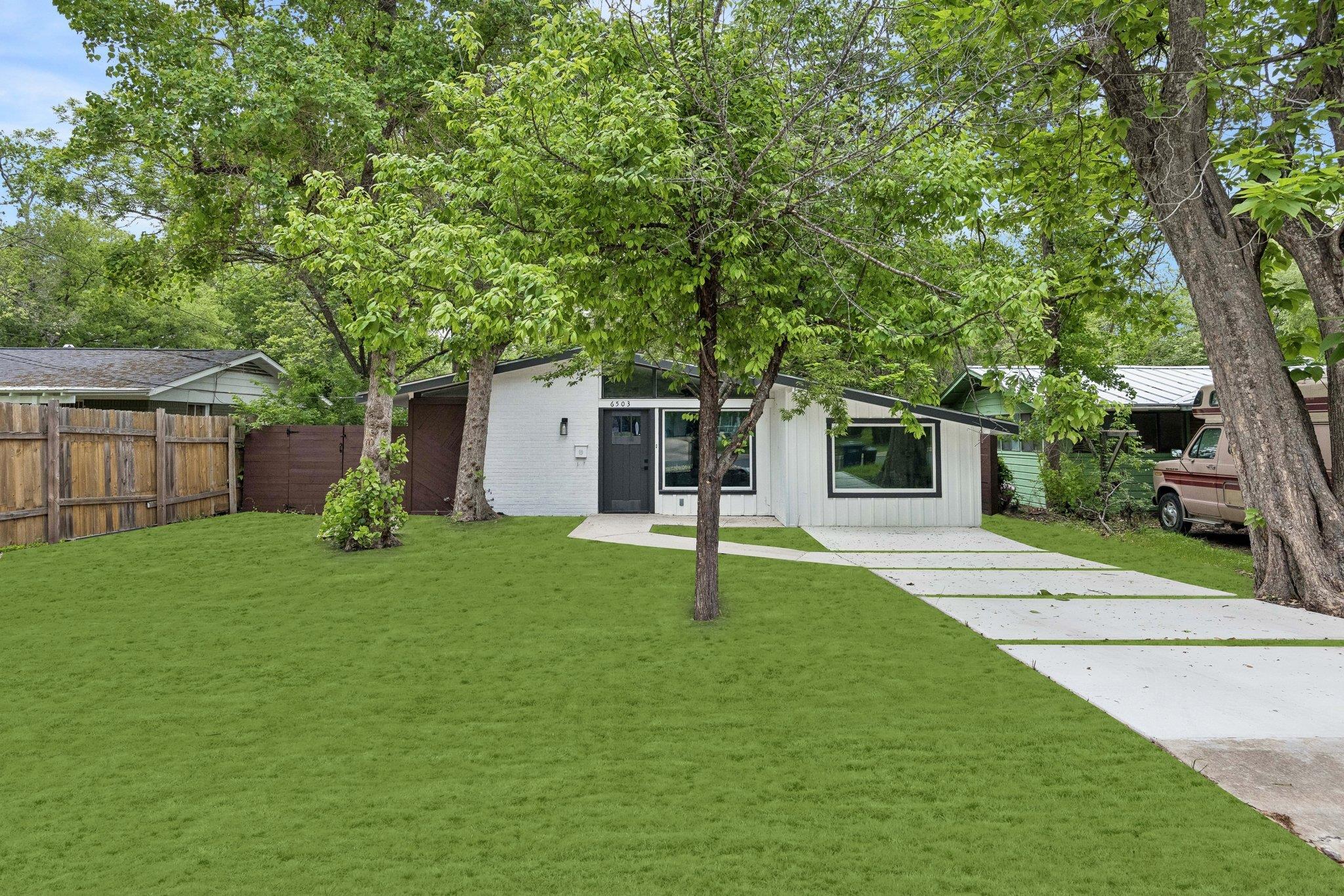 6503 Linda, Austin, TX 78723 — photo 1