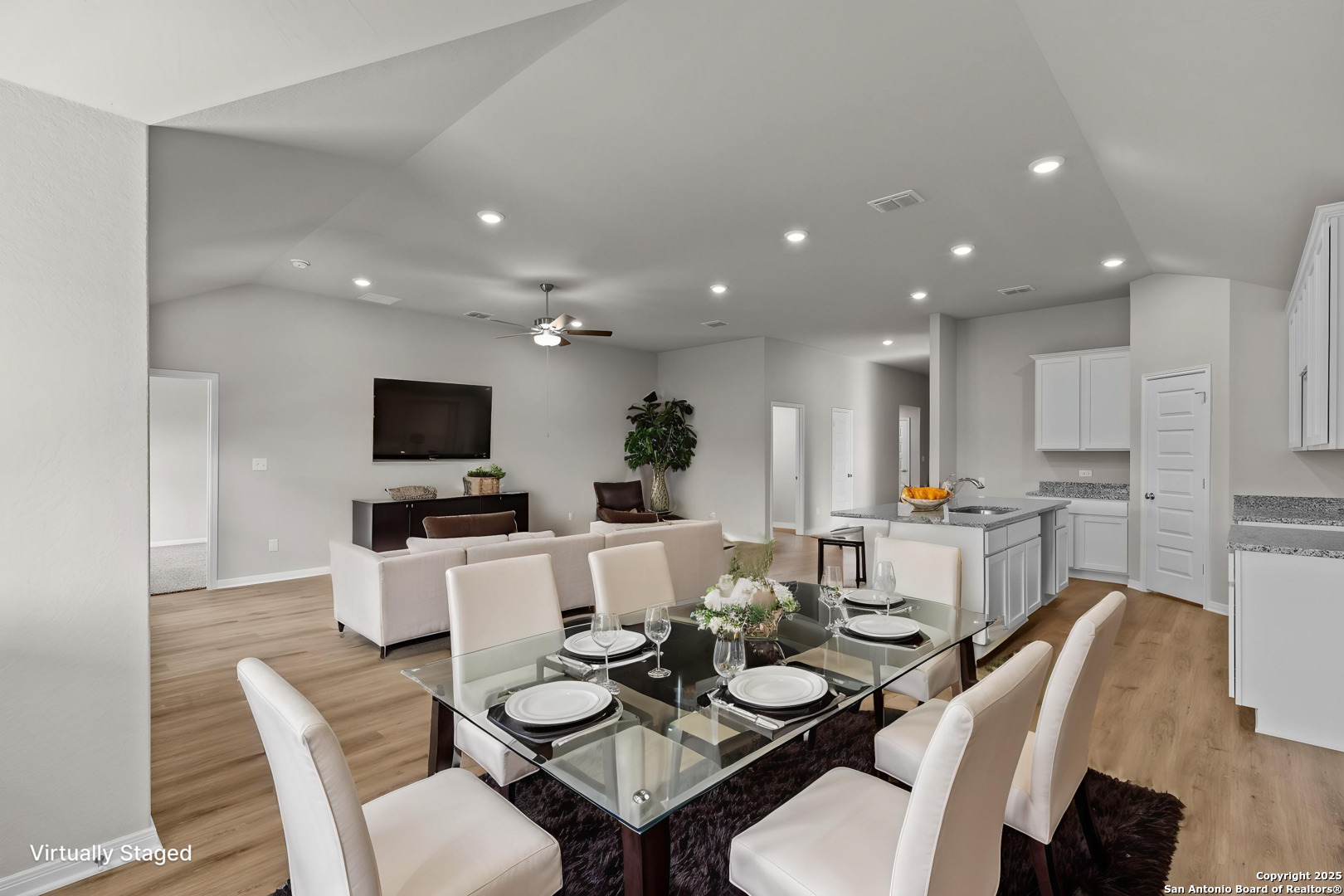 113 Greeley Drive, ,  78114 — photo 1