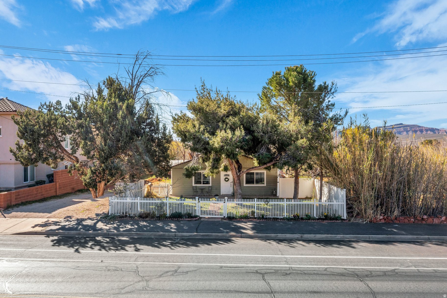 185 W CENTER ST, Ivins, UT 84738 — photo 1