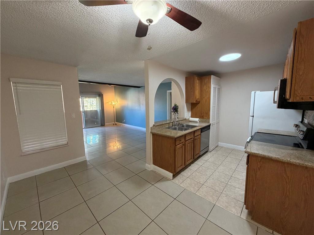 1515 East Reno Avenue, Las Vegas, NV 89119 — photo 1