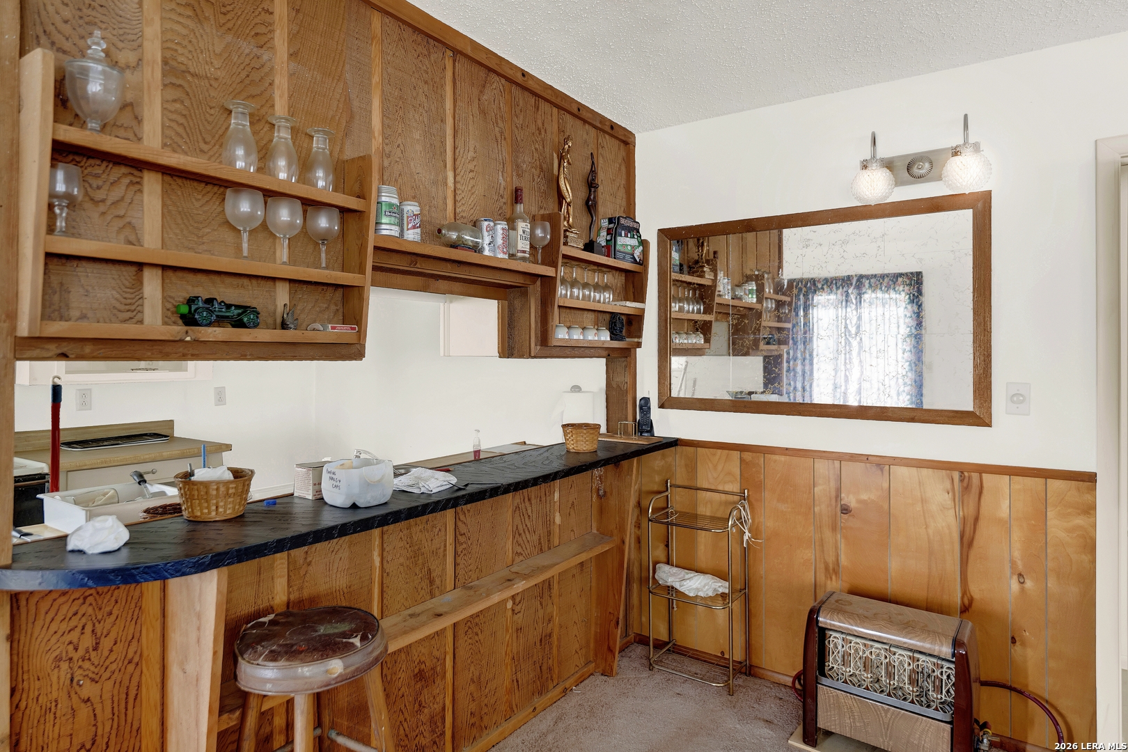 705 shadyview, ,  78133 — photo 1