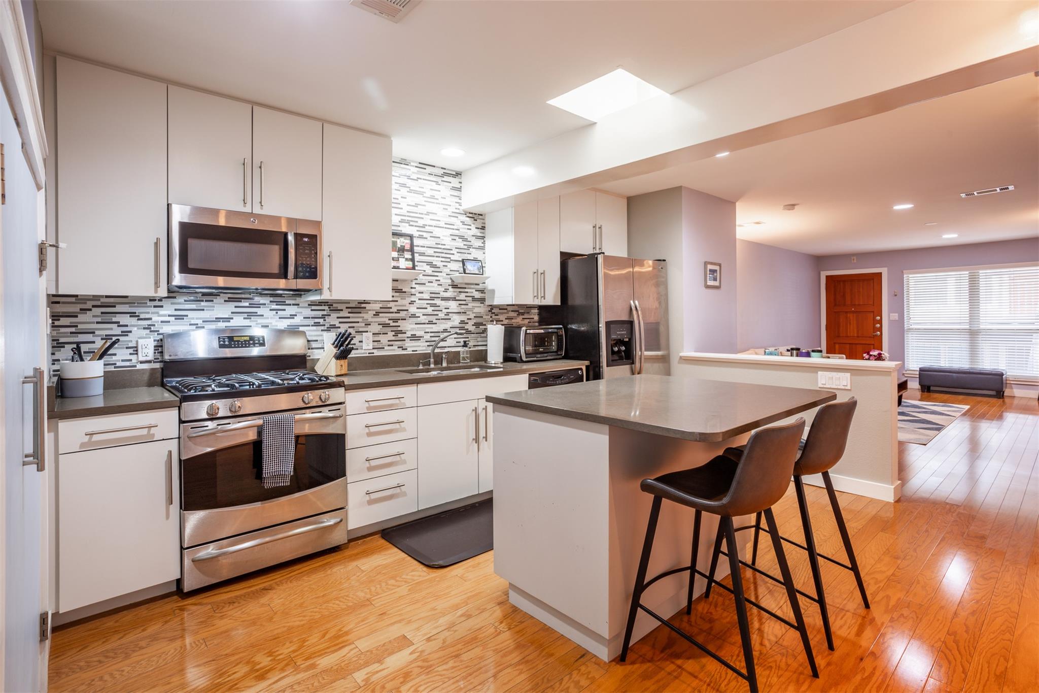 1115 10th, Austin, TX 78703 — photo 1