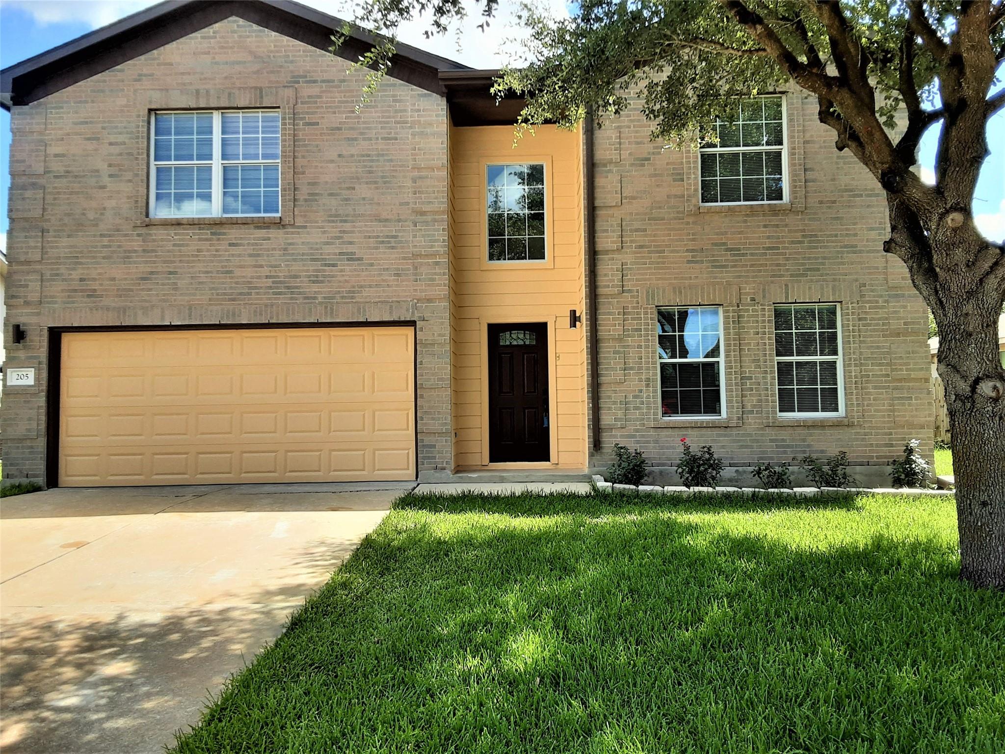 205 Rinehardt, Hutto, TX 78634 — photo 1
