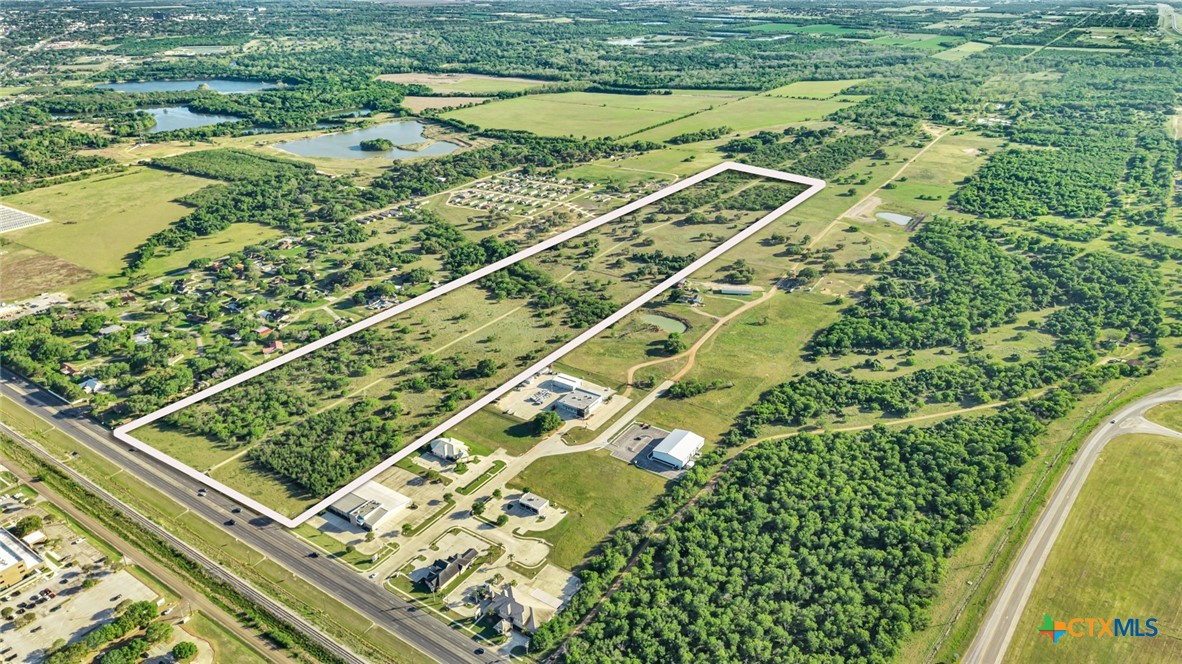 6753 US-87, Victoria, TX 77904 — photo 1