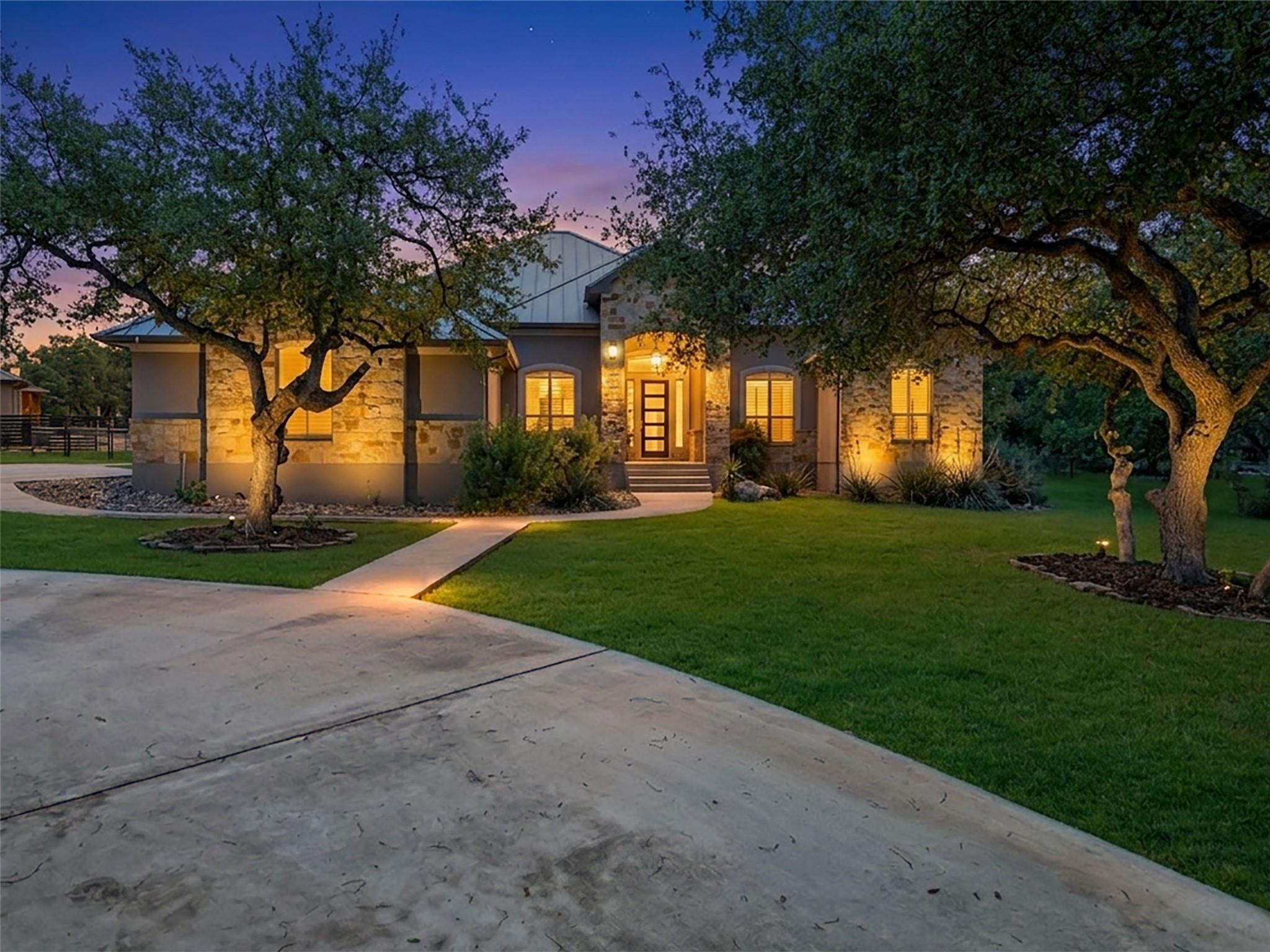 654 Copper, New Braunfels, TX 78132 — photo 1