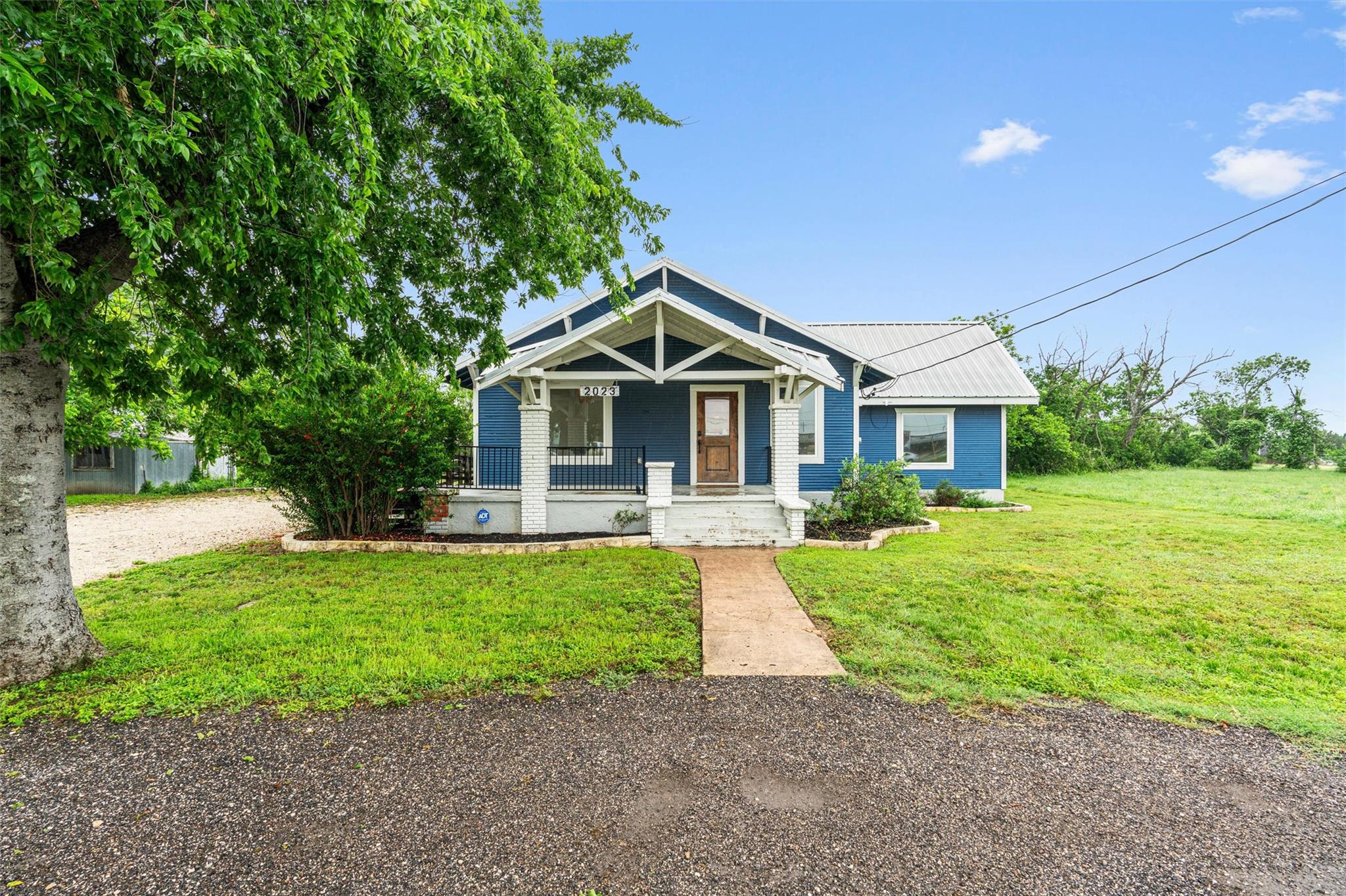 2023 Main, Liberty Hill, TX 78642 — photo 1