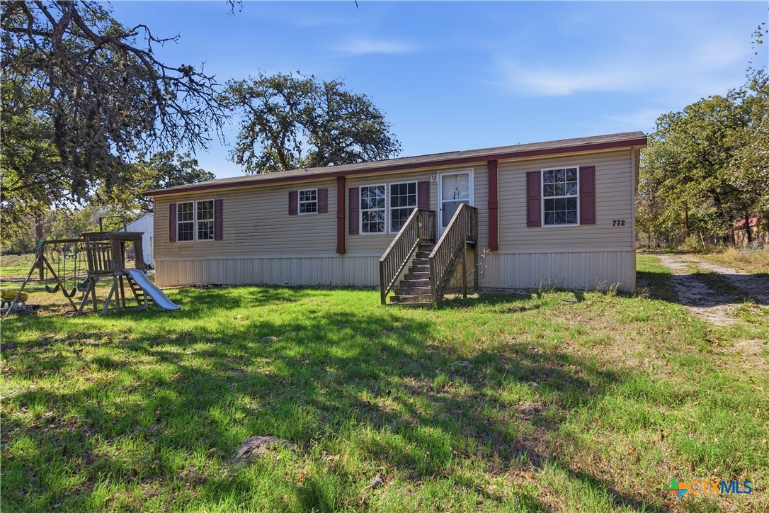 780 Oak Tree Road, Seguin, TX 78155 — photo 1