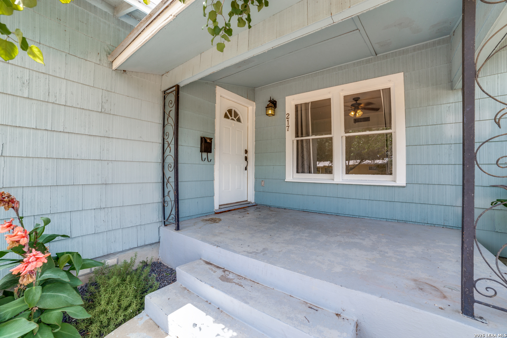 217 SEFORD DR, ,  78209 — photo 1