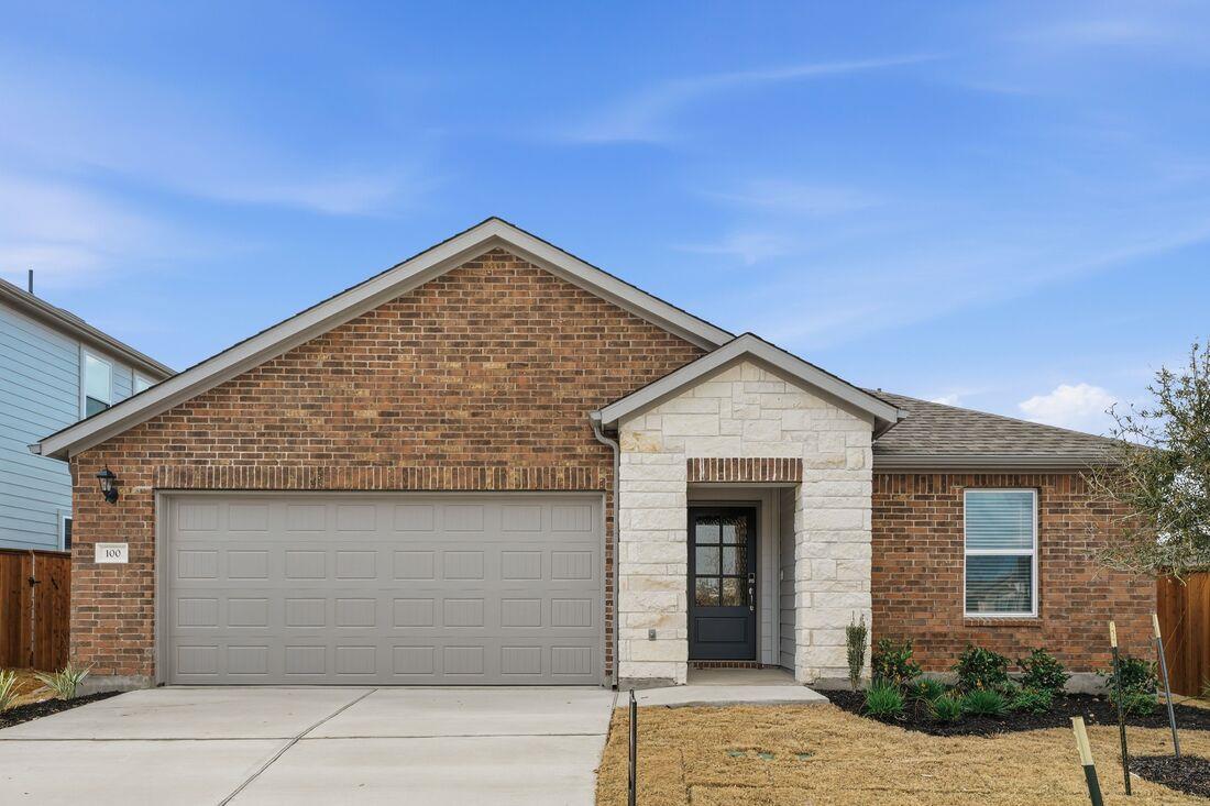 100 Childress, Hutto, TX 78634 — photo 1