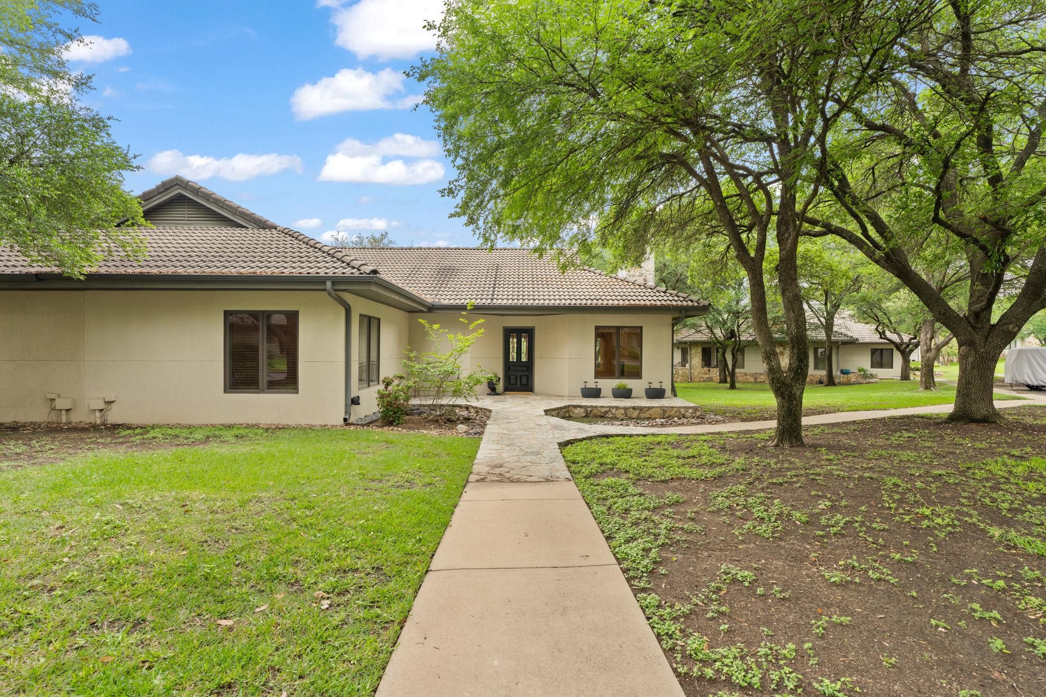 1927 Clubhouse Hill, Spicewood, TX 78669 — photo 1