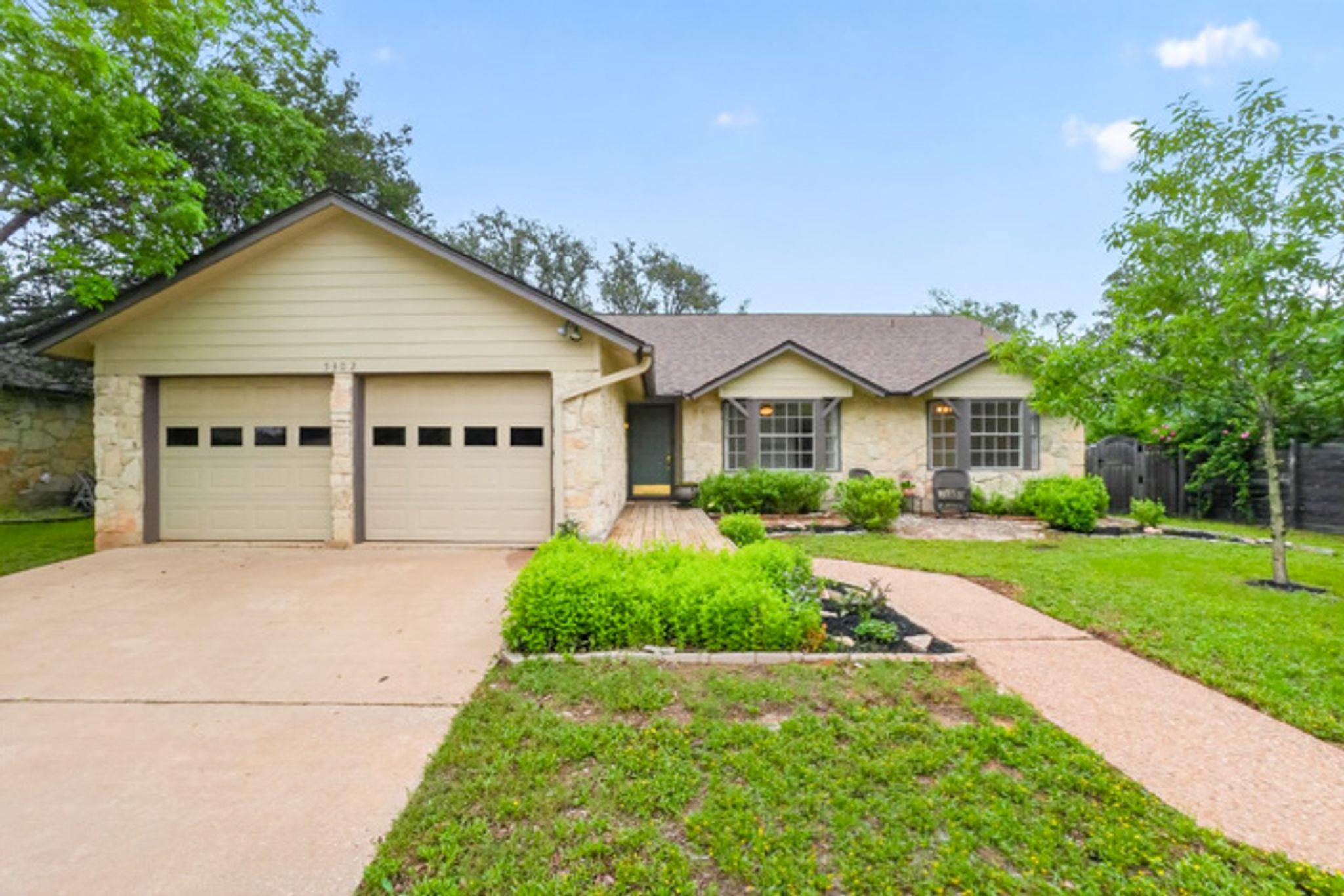 5302 Wolf, Austin, TX 78749 — photo 1