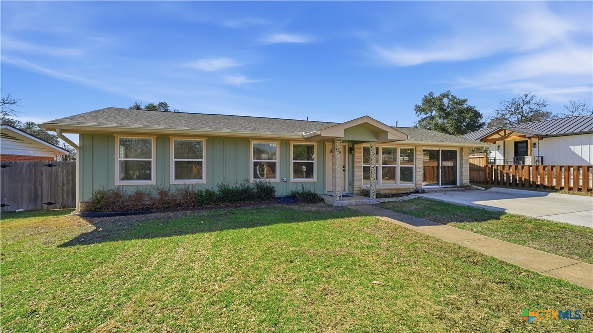 1409 Highland Drive, San Marcos, TX 78666 — photo 1