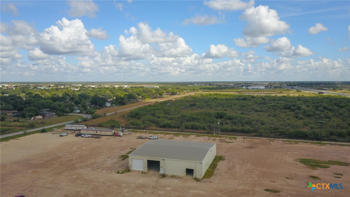 8609 Lone Tree Road, Victoria, TX 77905 — photo 1