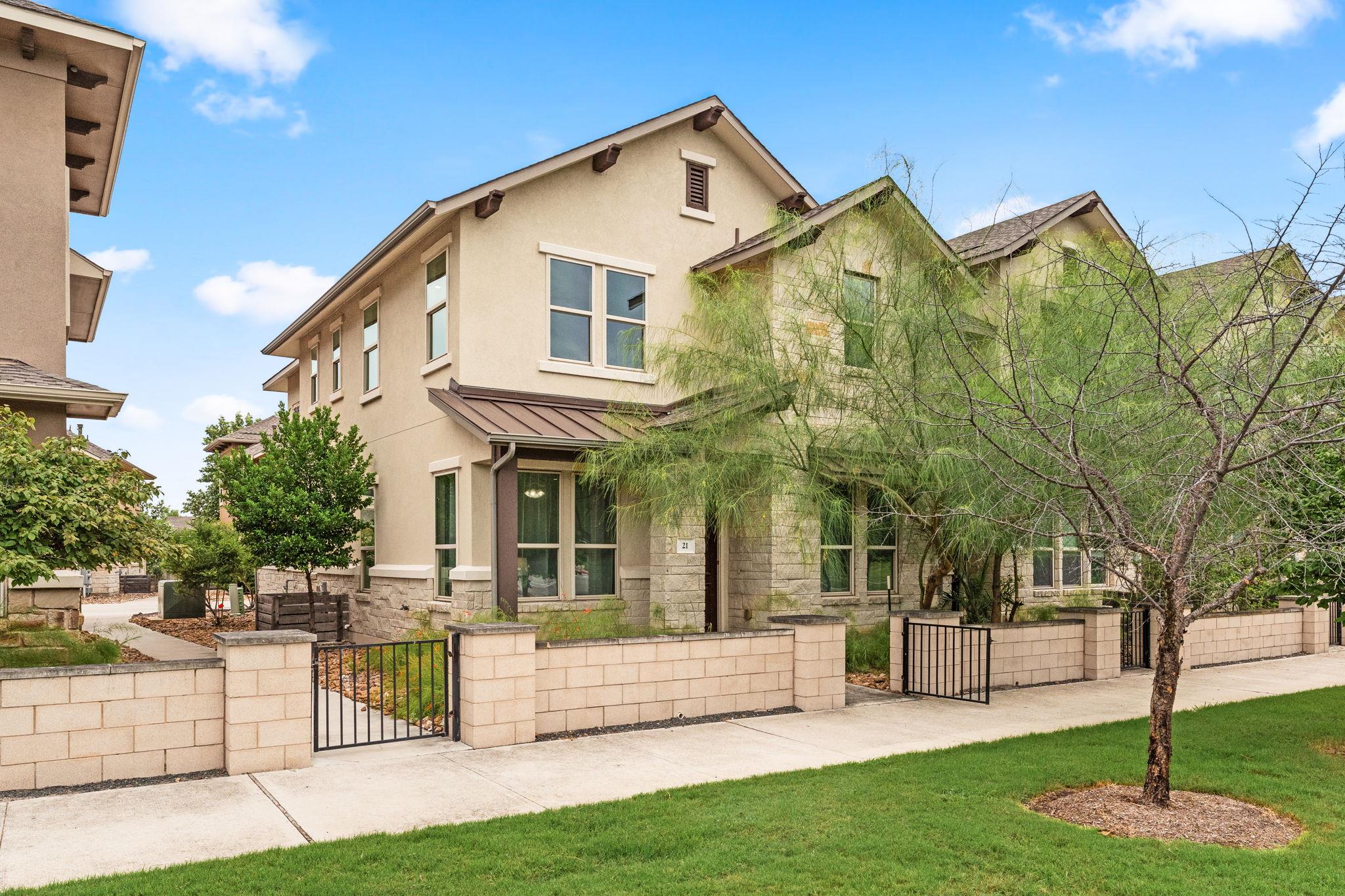 6814 Riverside, Austin, TX 78741 — photo 1