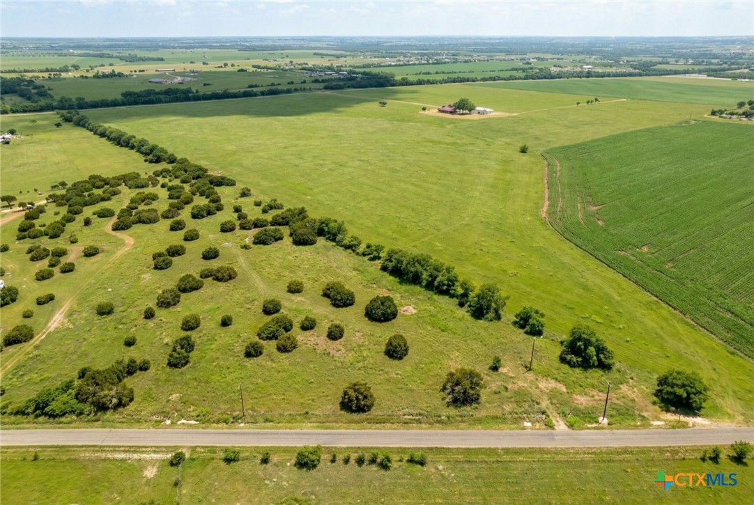 562 County Road 154, Georgetown, TX 78626 — photo 1