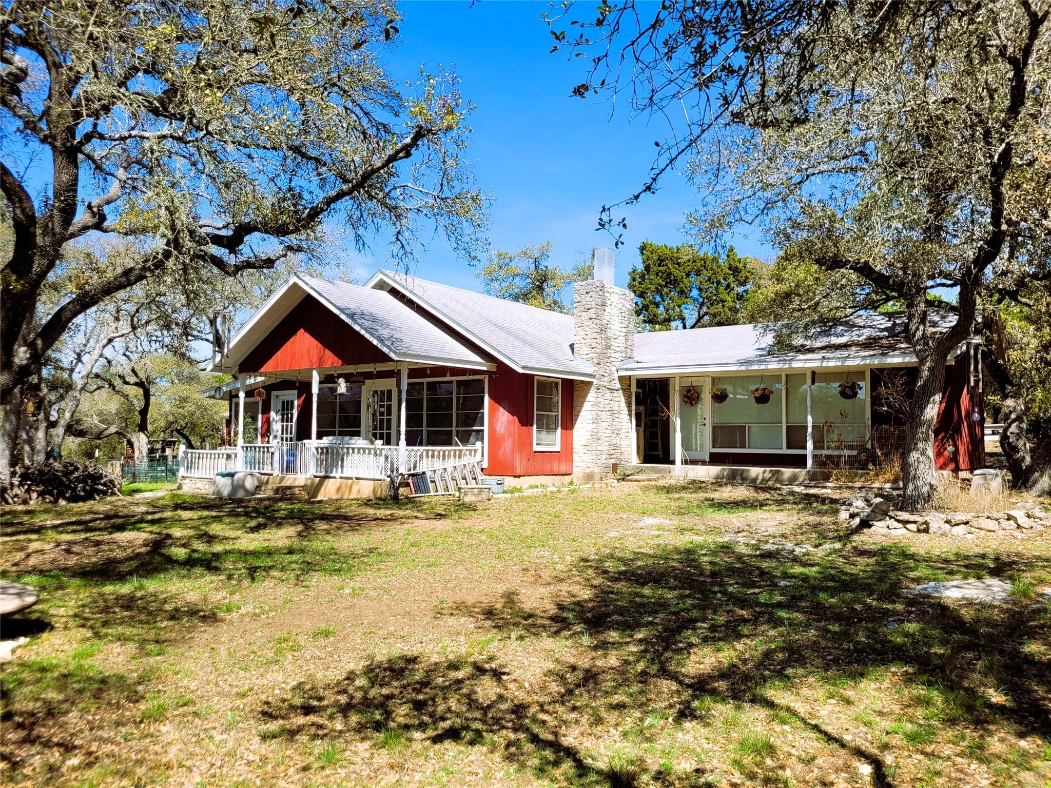 702 Cottonwood Creek, Dripping Springs, TX 78620 — photo 1