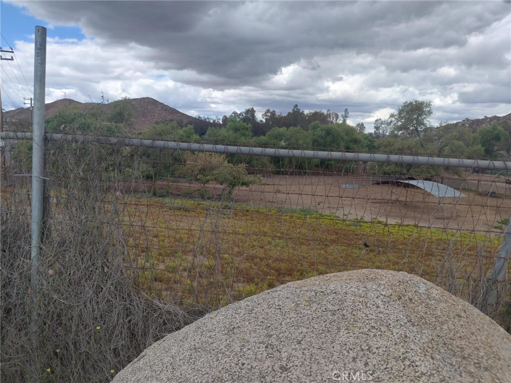 4 HOLLAND RD, Menifee, CA 92584 — photo 1