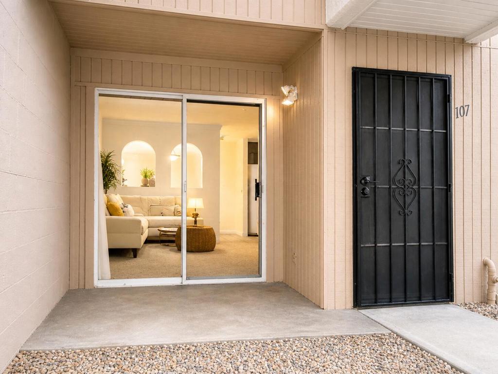 2825 N Los Felices Road 107, Palm Springs, CA 92262 — photo 1