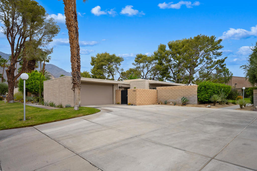 1988 E Sandalwood Drive, Palm Springs, CA 92262 — photo 1