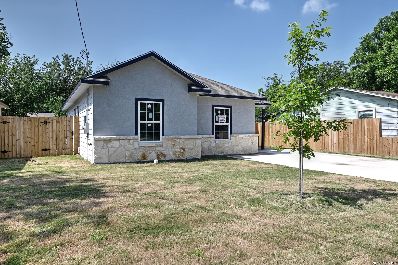 870 Southcross Blvd, , 78211 — photo 1