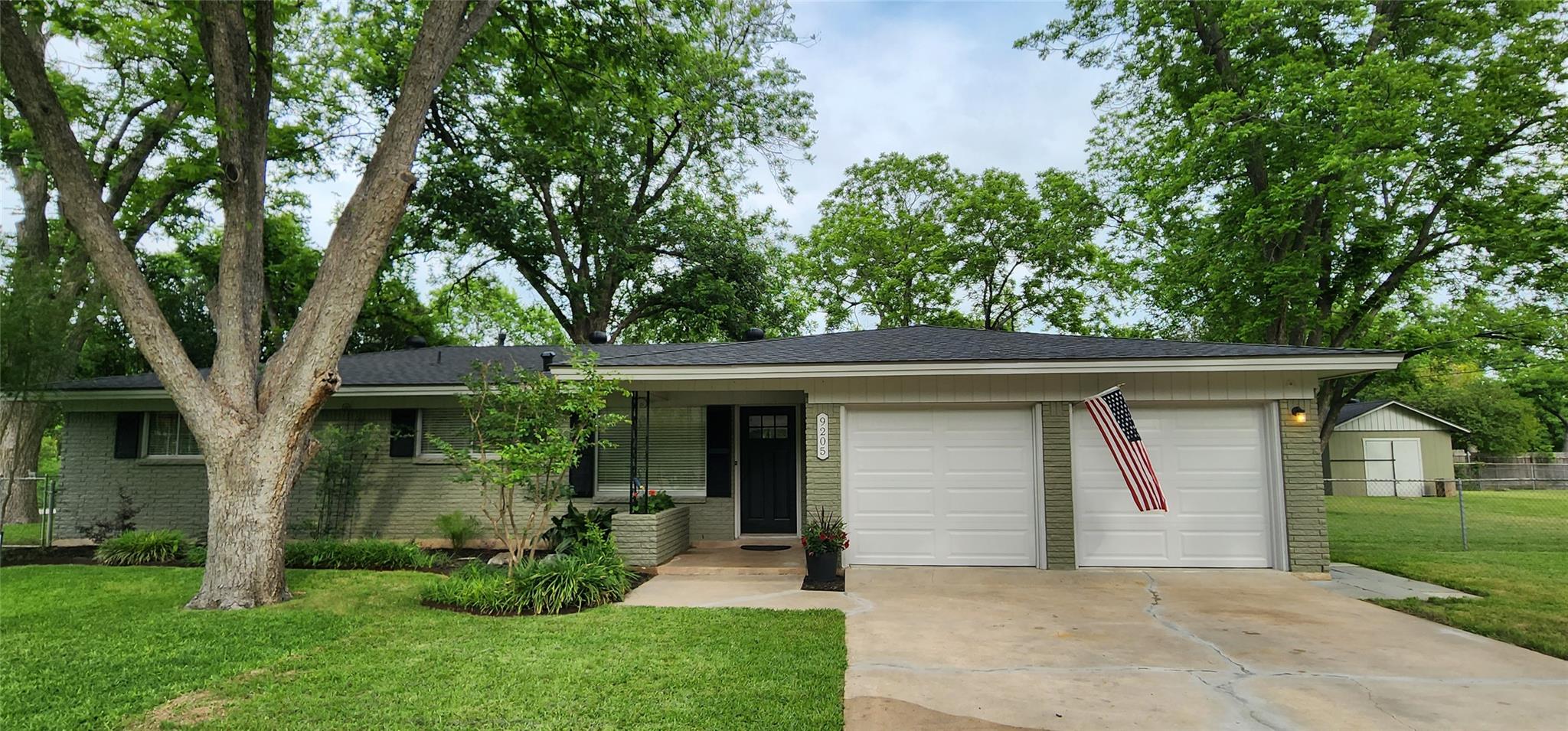 9205 Happy, Austin, TX 78754 — photo 1