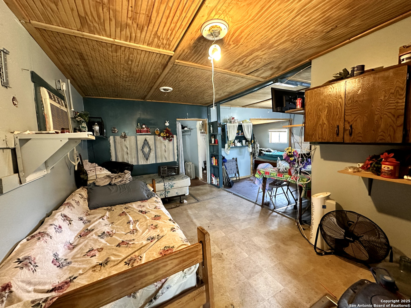 0 SD 24740, ,  78880 — photo 1