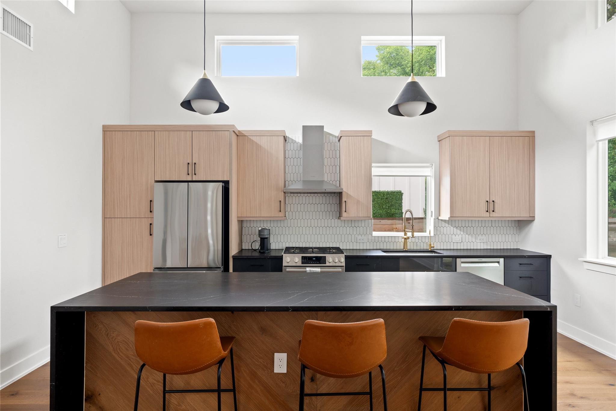 2713 Stacy, Austin, TX 78704 — photo 1