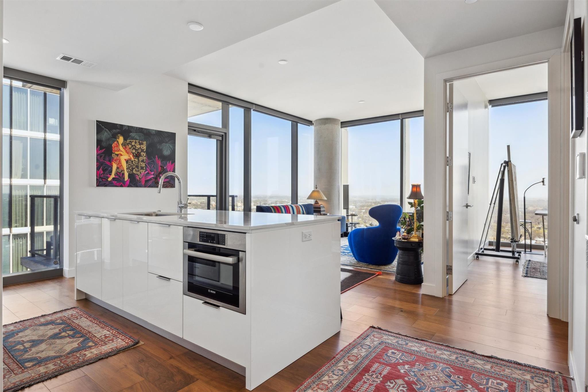 44 East, Austin, TX 78701 — photo 1
