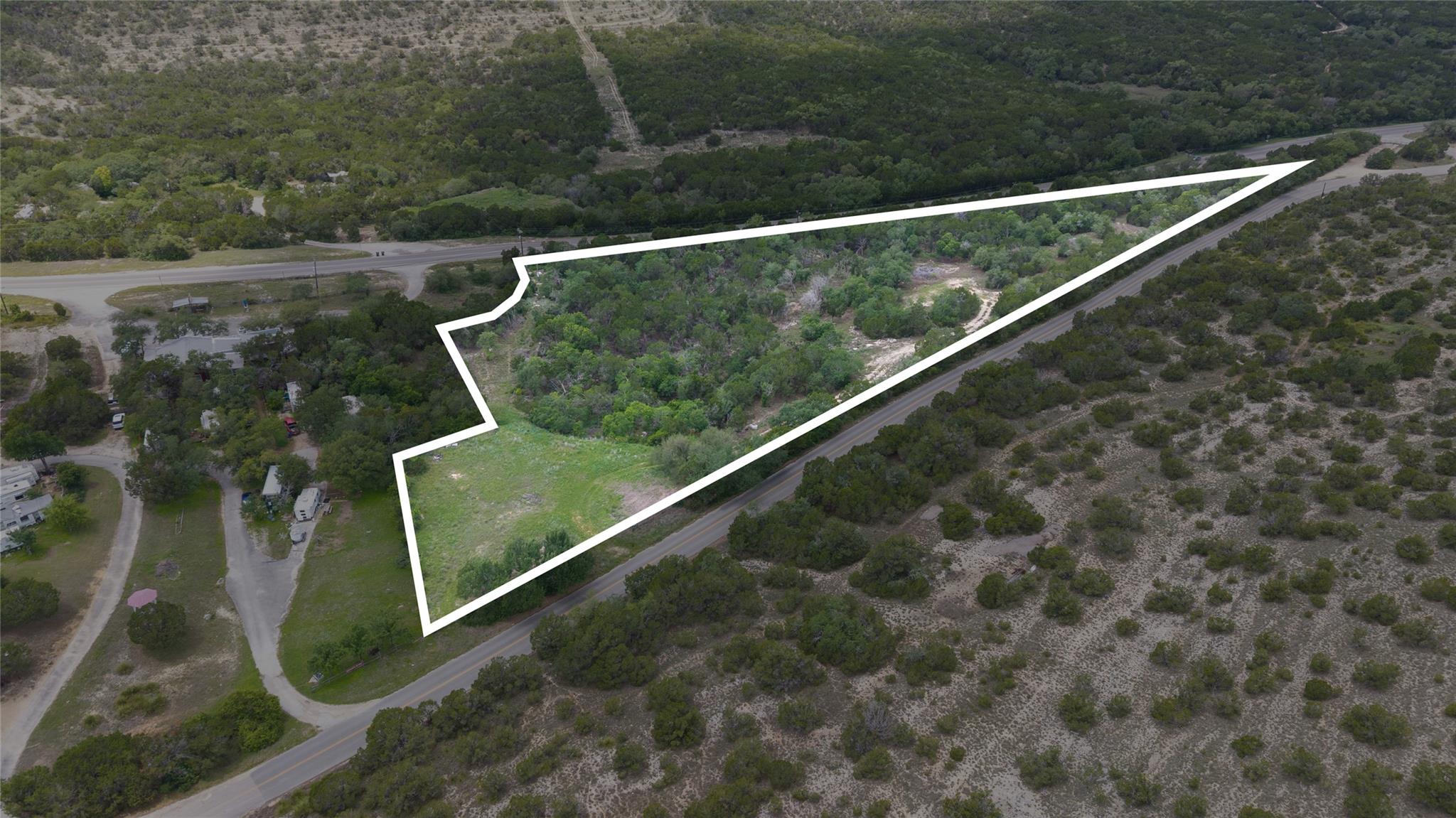 424 Spoke Hollow, Wimberley, TX 78676 — photo 1