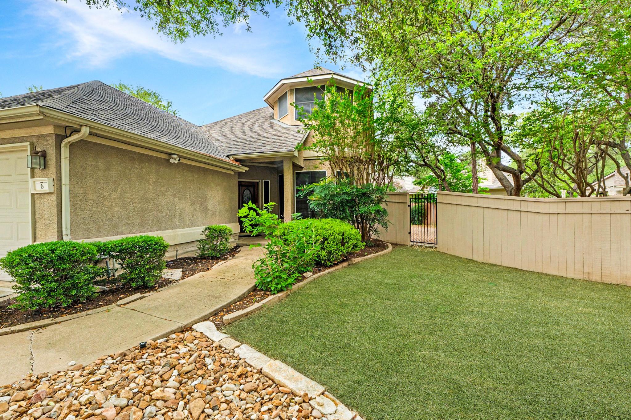 6 Muirfield Greens, Lakeway, TX 78738 — photo 1