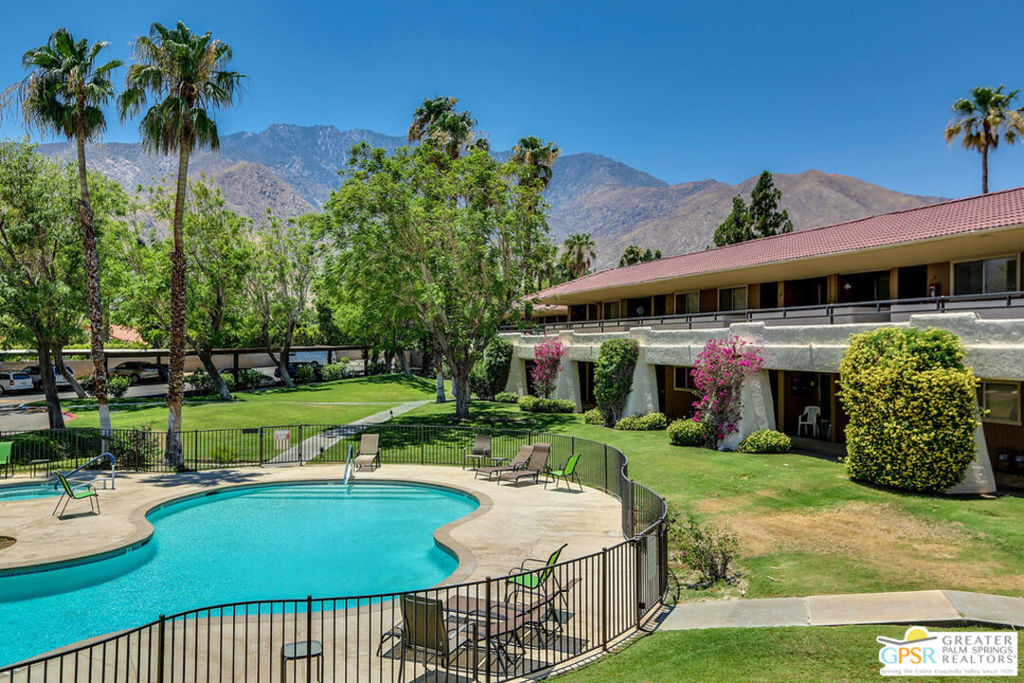 420 N Villa Court 200, Palm Springs, CA 92262 — photo 1