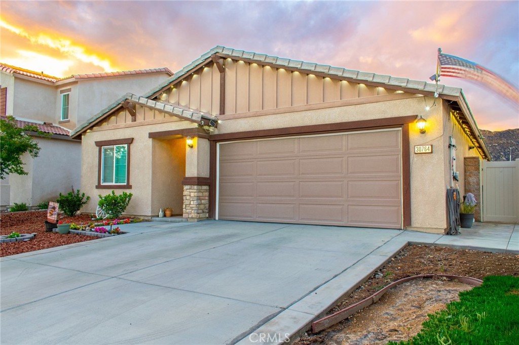30764 Malibu, Winchester, CA 92596 — photo 1