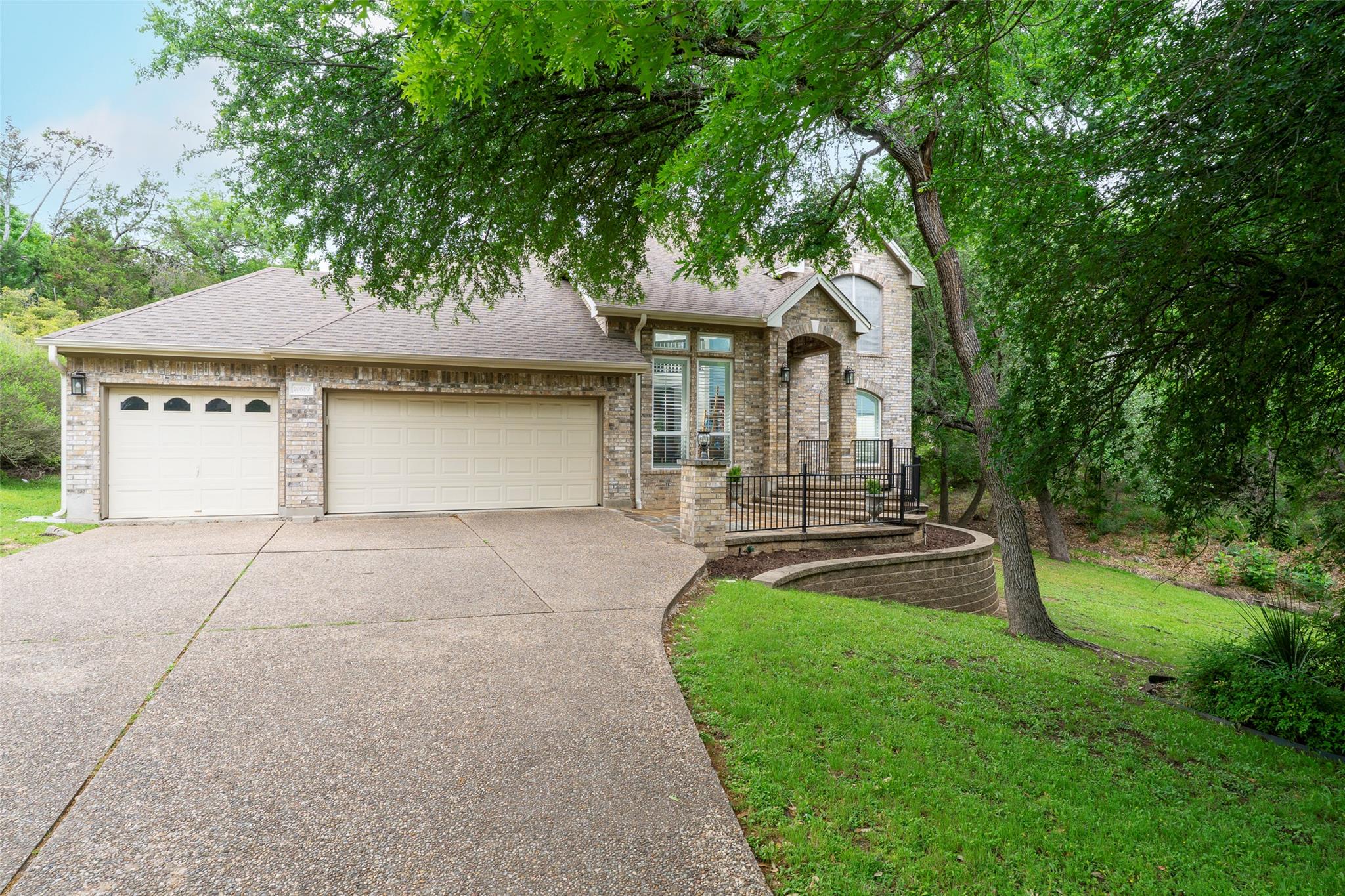 10619 Skyflower, Austin, TX 78759 — photo 1